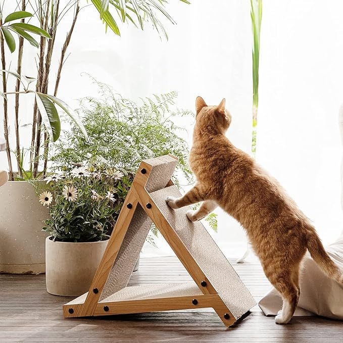 Fukumaru 3 Sided Vertical Cat Scratcher Cardboard Scratching Post Triangle Tunnel Pet Toy